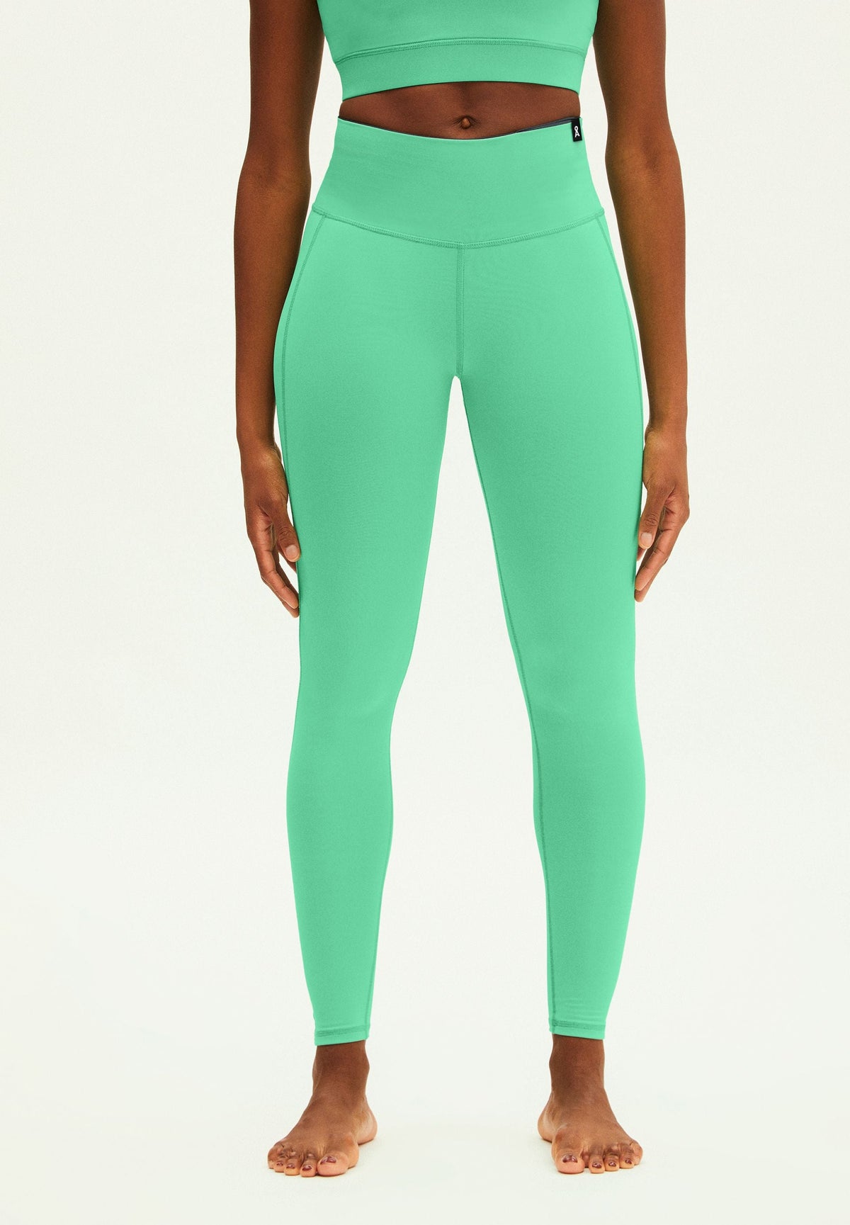 AASANA LI | bright lime-indigo