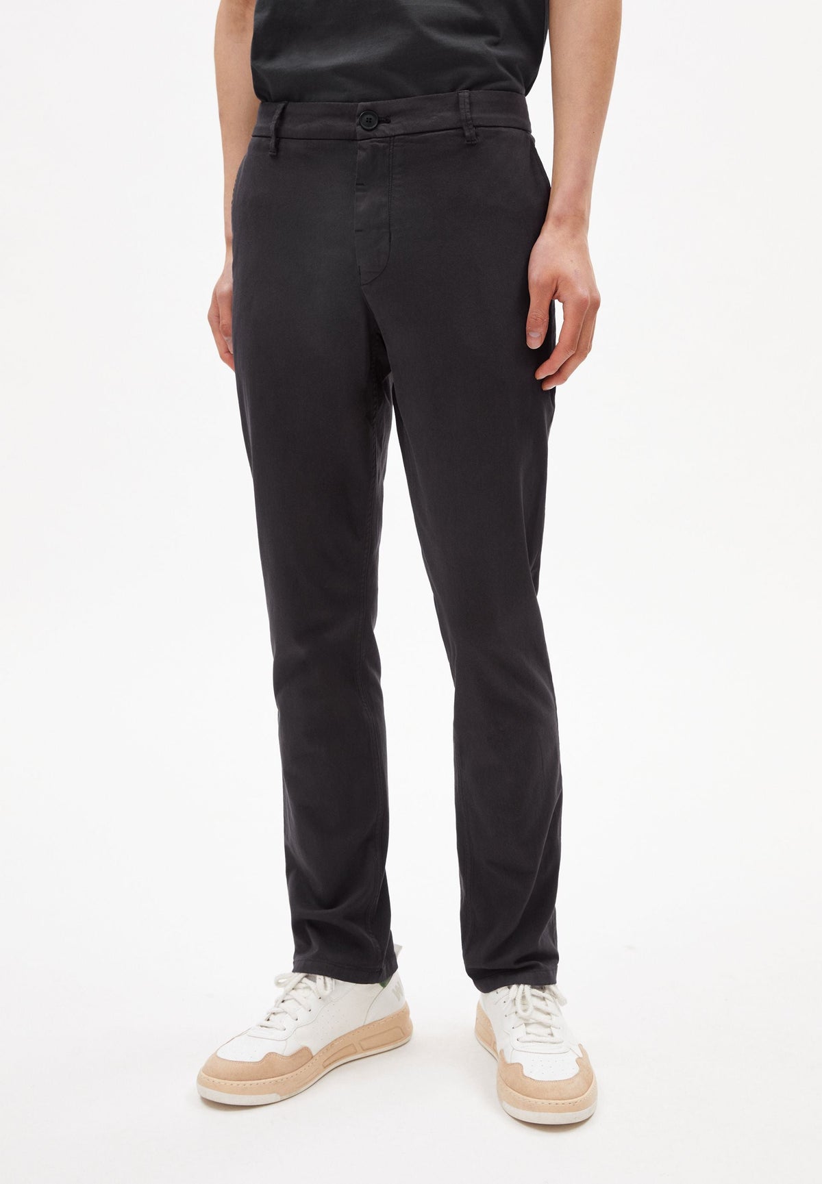 AATO REGULAR | graphite