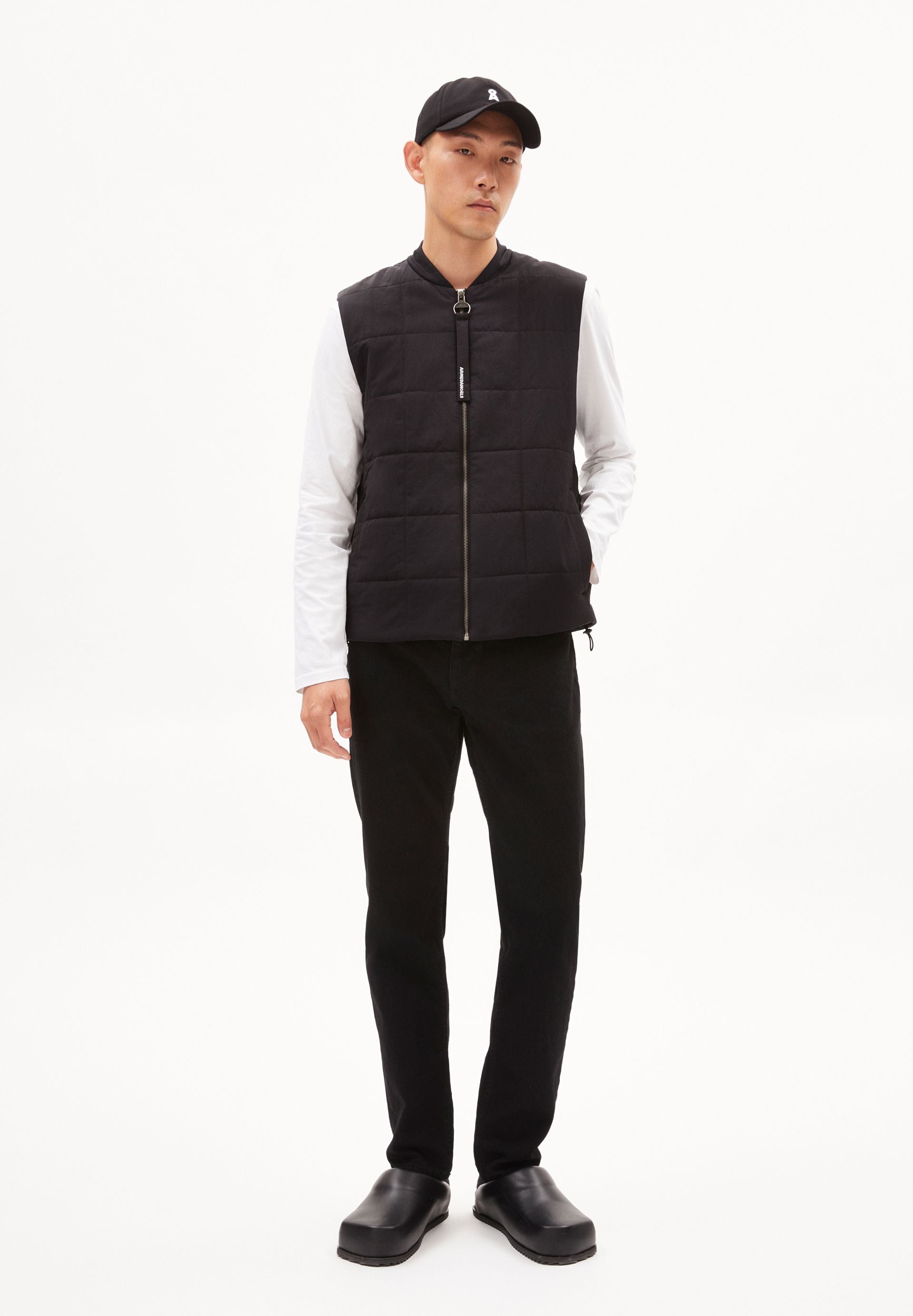 AABISKO | black