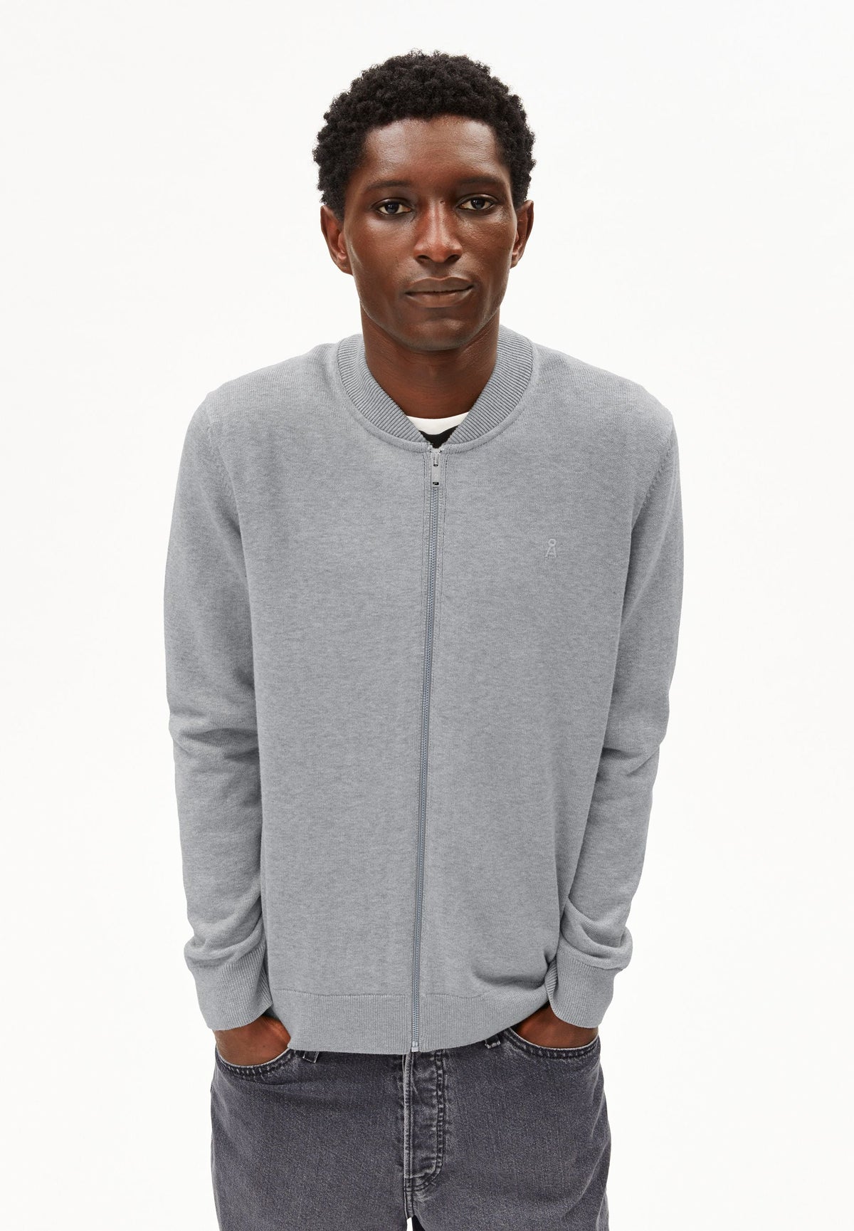 AGAAMON STRICKJACKE | silver melange
