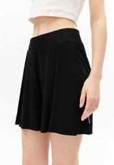 AAREZU | black