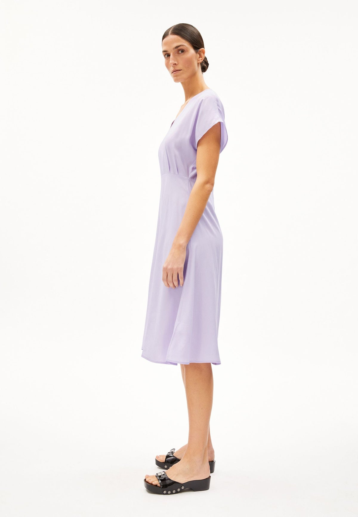 AALBINE | lavender light