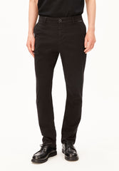 AASTER CHINOHOSE | black