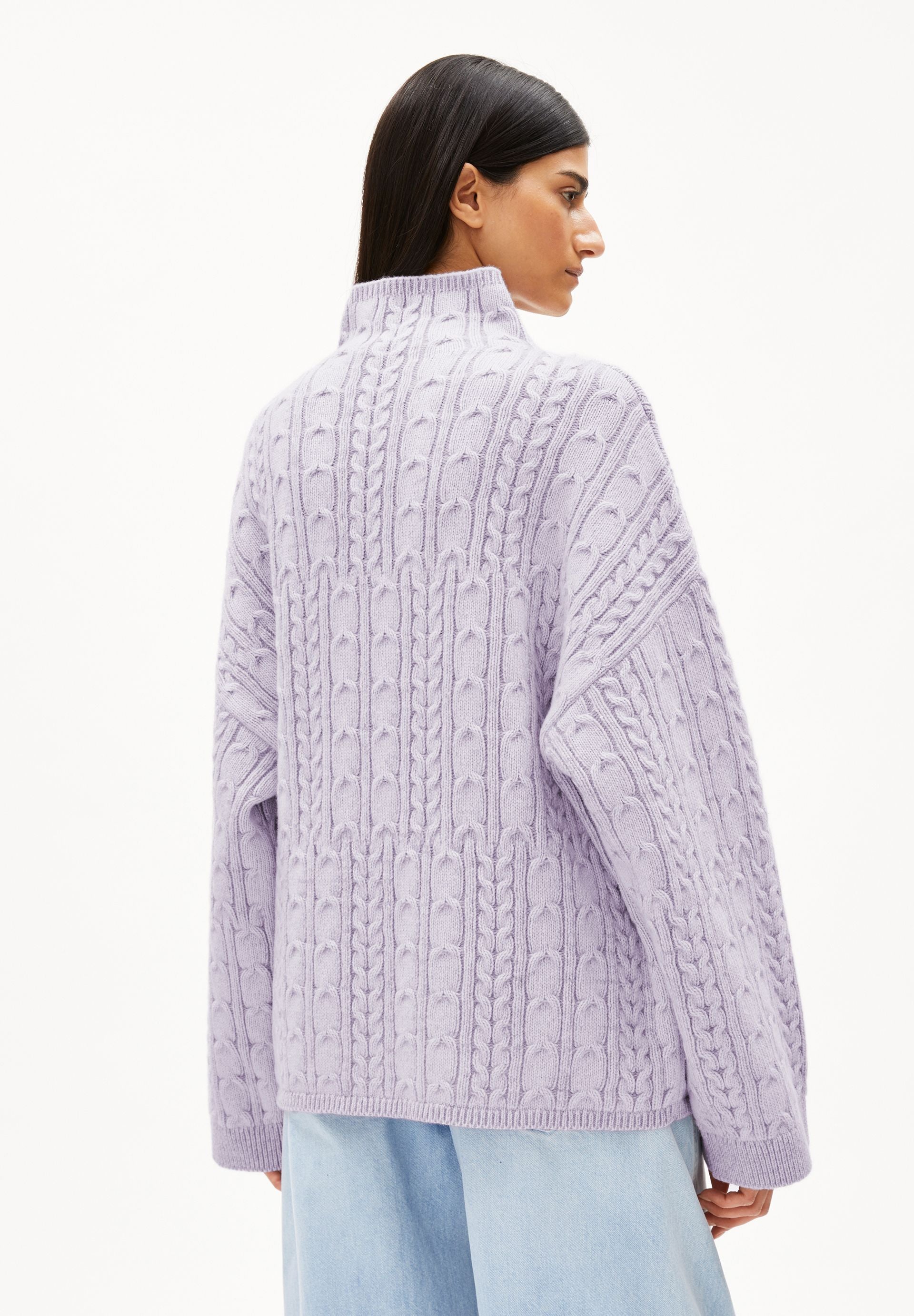 AAORI VANISE STRICKPULLOVER | oatmilk-frozen lavender
