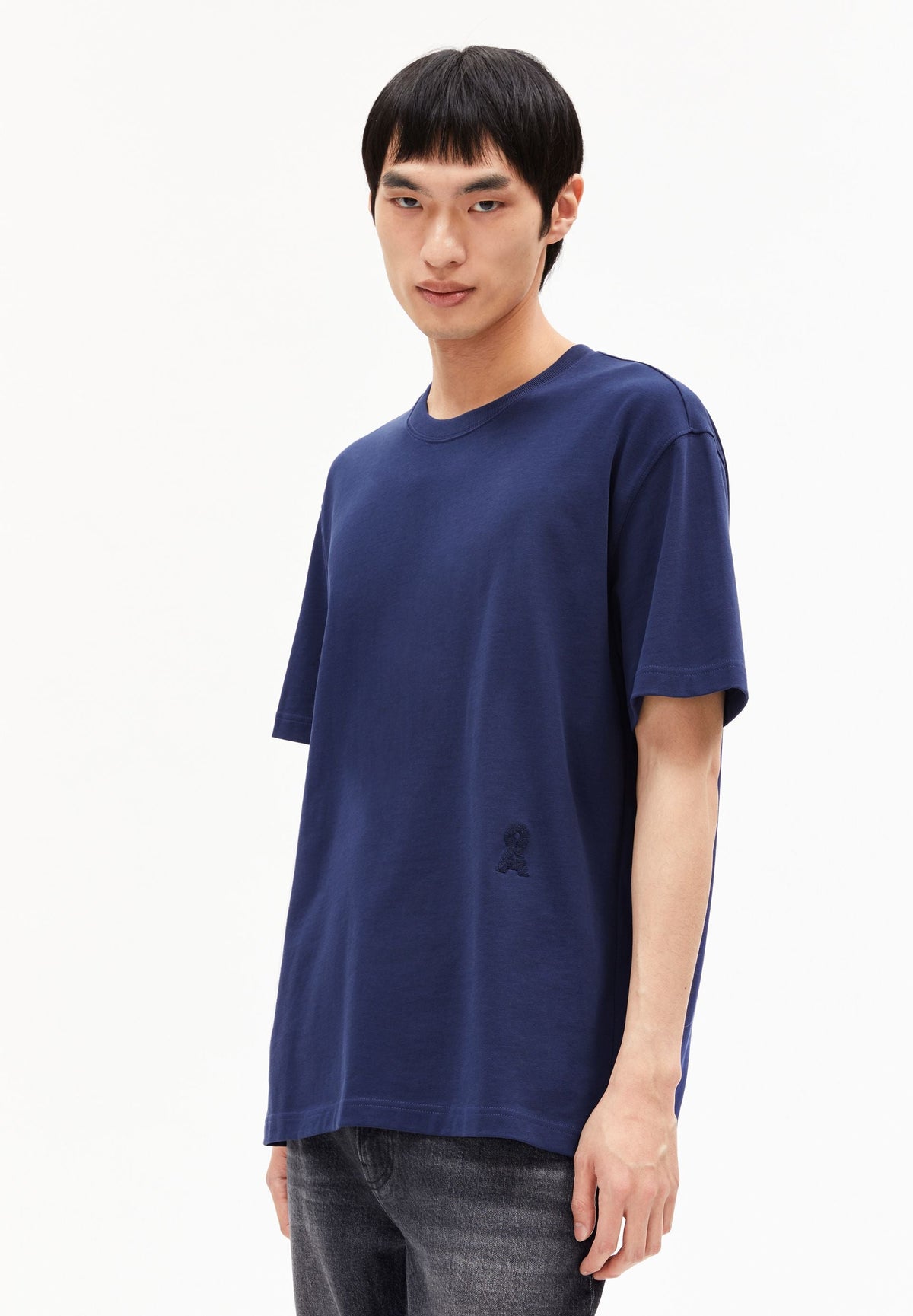 AADRU T-SHIRT | blue noon