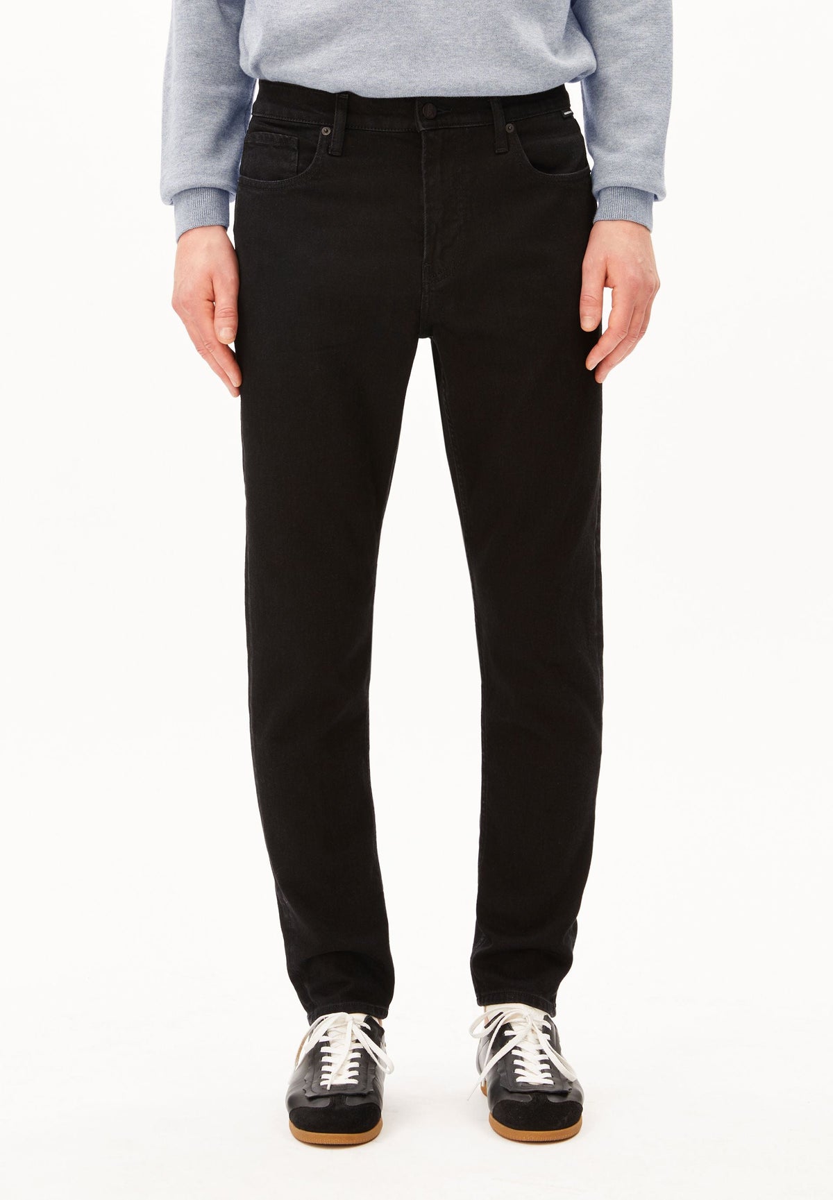 AARJO TARPA TAPERED JEANS | rinse black