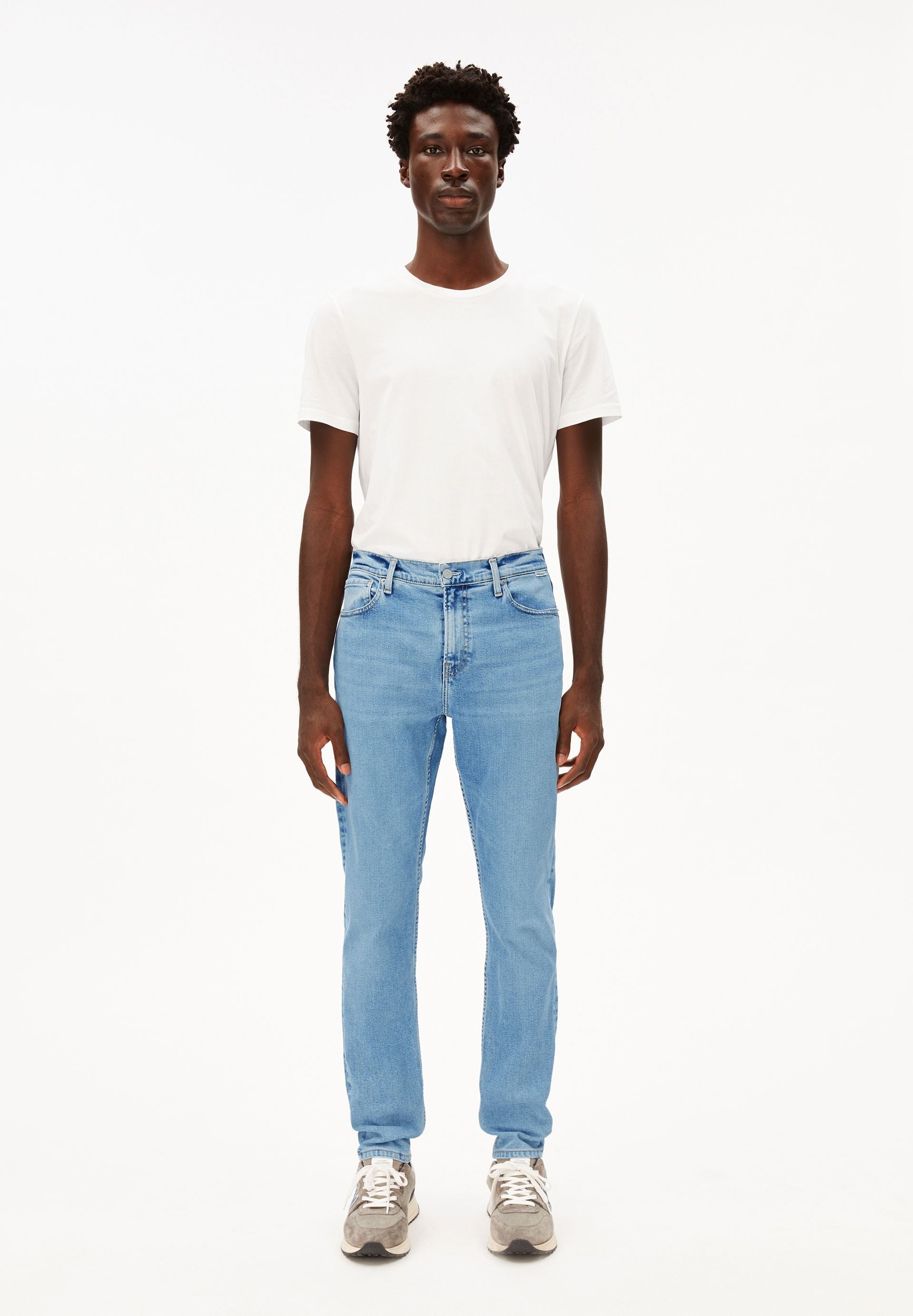 AARJO TARPA TAPERED JEANS | cloud