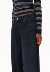 AALTHEA MID WAIST BARREL JEANS | fluid ink